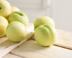 Beyaz Tüysüz Nektarin Fidanı 150-200 cm, 5-6 Yaş Tüplü/Saksılı